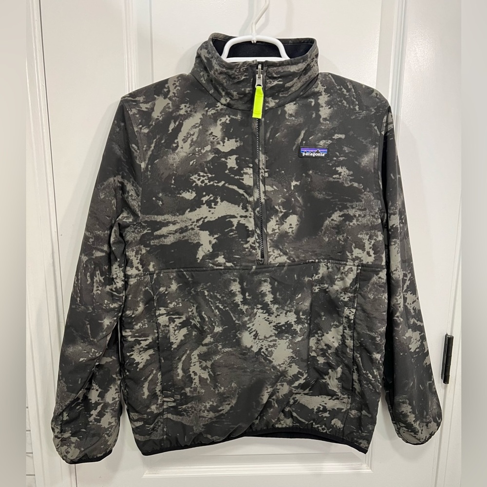 Patagonia women’s reversible fleece jacket pullover. Sz. Small. EUC.